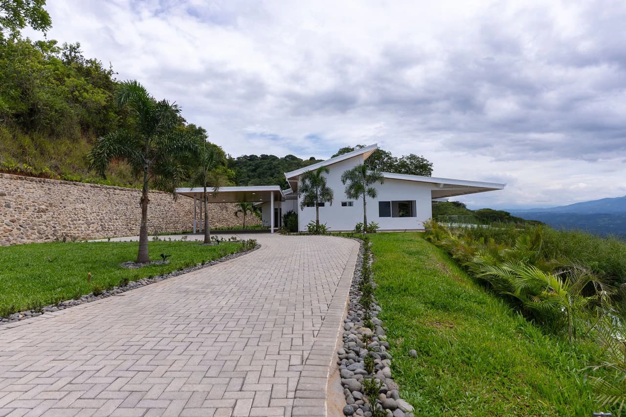 Brand-New Home for Sale in Vista Guácimo, Atenas | Infinity Pool | 180° Views - photo 42