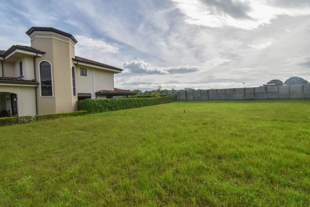 Terreno de 517m2 en Condominio Los Castillos, La Guácima: Home Construction Site For Sale in La Guácima - photo 12