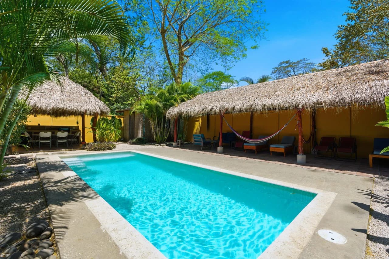 Casa Plumeria: Tropical 4-Bedroom Retreat with Pool Just Steps to Potrero Beach - photo 17
