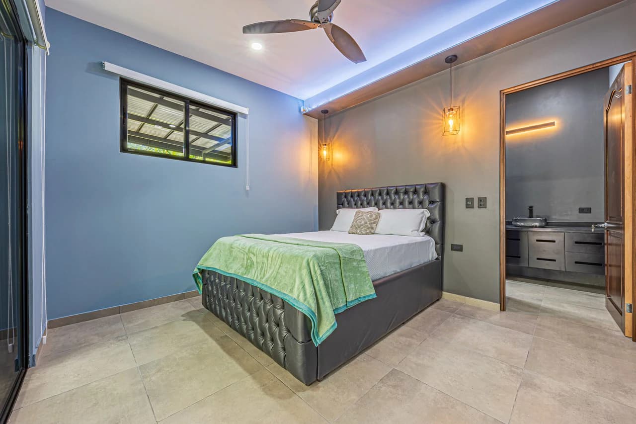 Gorgeous Brand New 3br Home close to Dominical with extra land.: House For Sale in Hatillo - photo 26