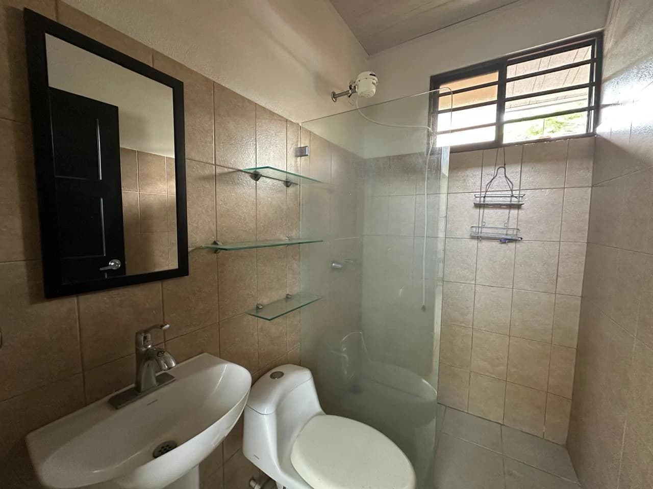 SE VENDE APARTAMENTOS UBICADOS EN QUEPOS, PUNTARENAS: Mountain Apartment For Sale in Quepos - photo 6