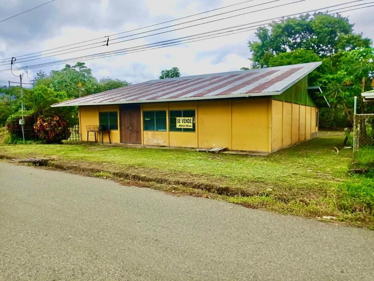 Prime Mixed-Use Property in La Palma, Puerto Jimenez