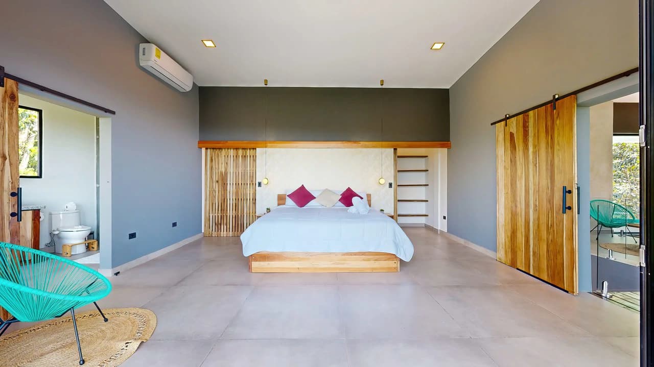 LUXURY PROPERTY WITH STUNNING OCEAN VIEWS IN UVITA, COSTA RICA. A GREAT INVESTMENT!: Mountain House For Sale in Uvita - photo 27