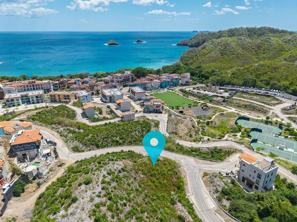 El Prado Lot 96: Build Your Dream Home with Ocean Views in Las Catalinas - photo 1