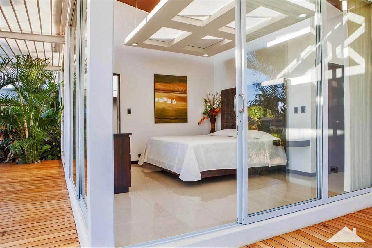 Luxury contemporary house for sale in San Bosco, Santa Barbara de Heredia. - photo 17