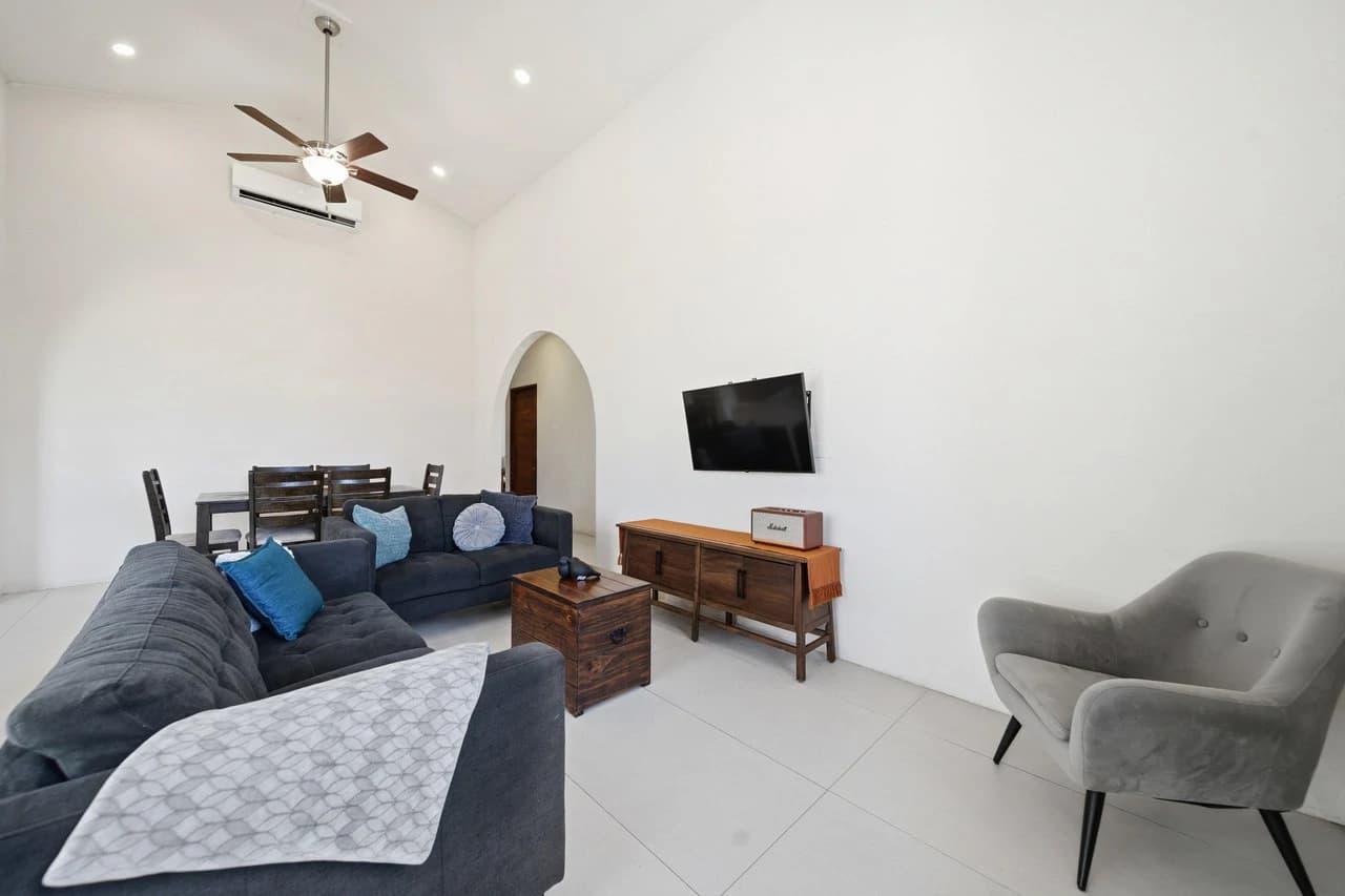 Stella Maris: Tranquil Home Within the Beauty of Altos Los Robles - photo 4