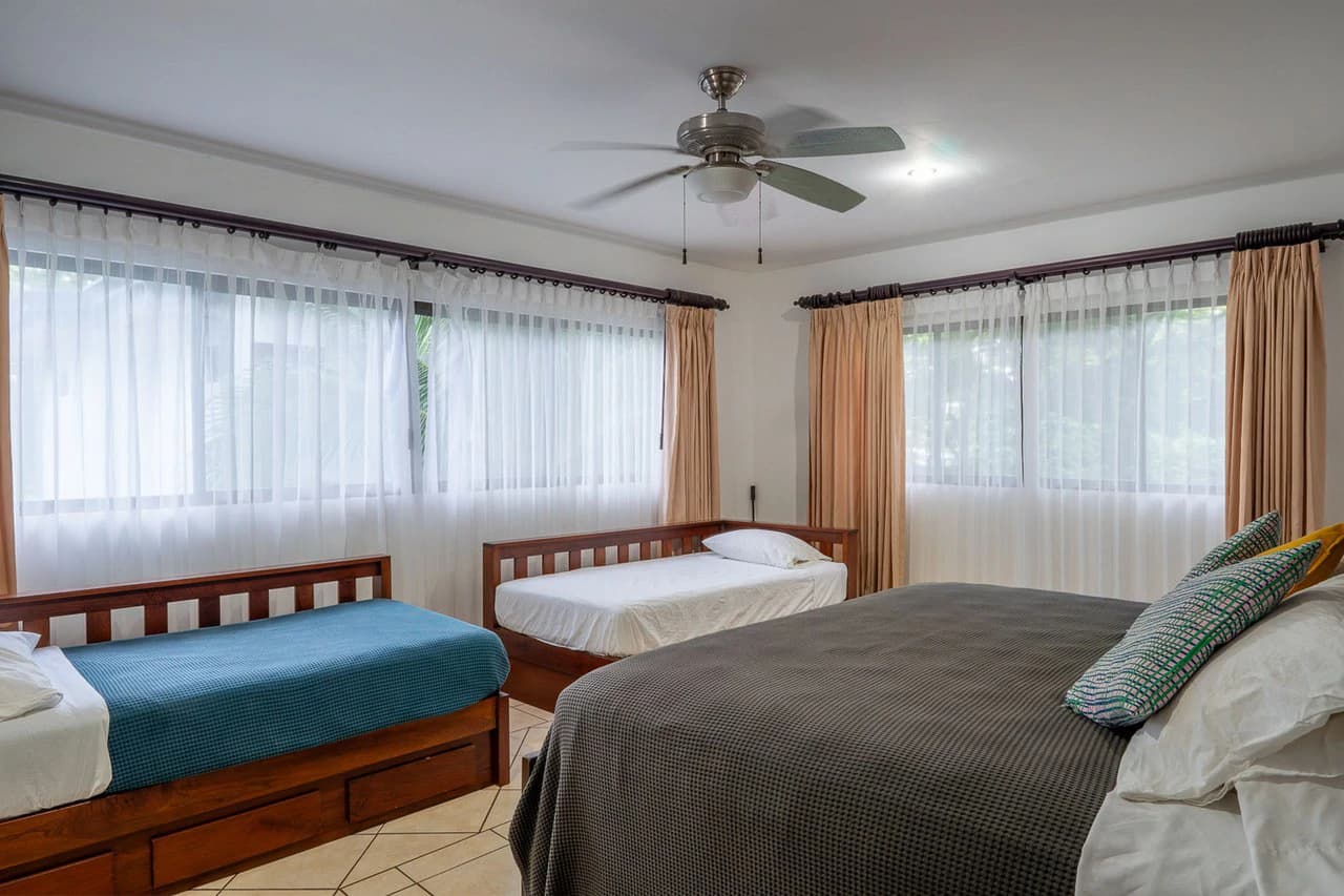 The Surf House: Make your beachside dream a reality! - photo 5