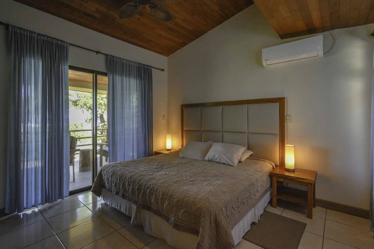 Rare Titled Beachfront Property with House - photo 15