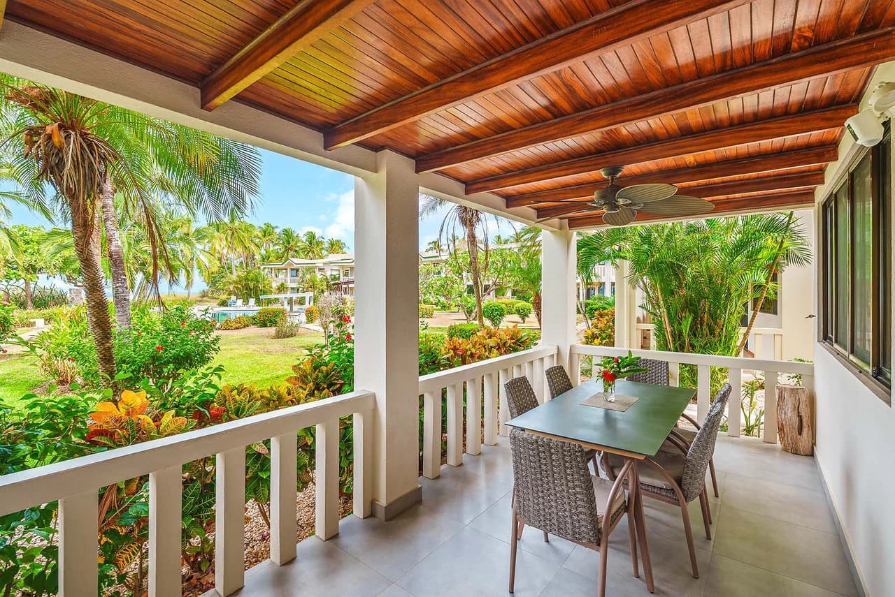 Las Brisas #15: Beachfront Condo With Luxury Upgrades & Unparalleled View - photo 5