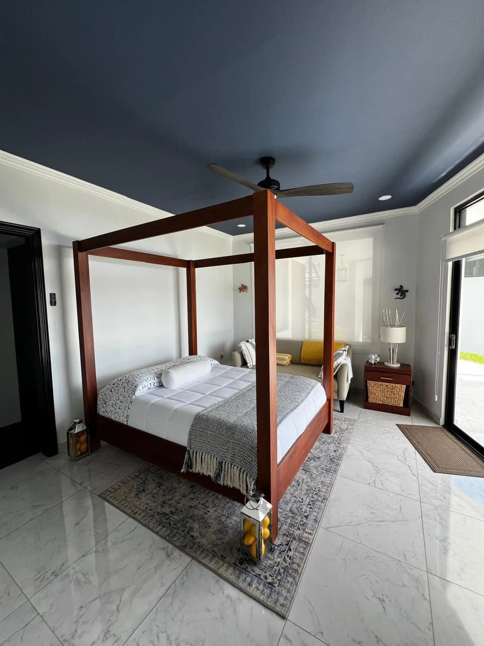 Hillside Living With Views!: Modern 3 bedroom home...Million Dollar Views! - photo 6