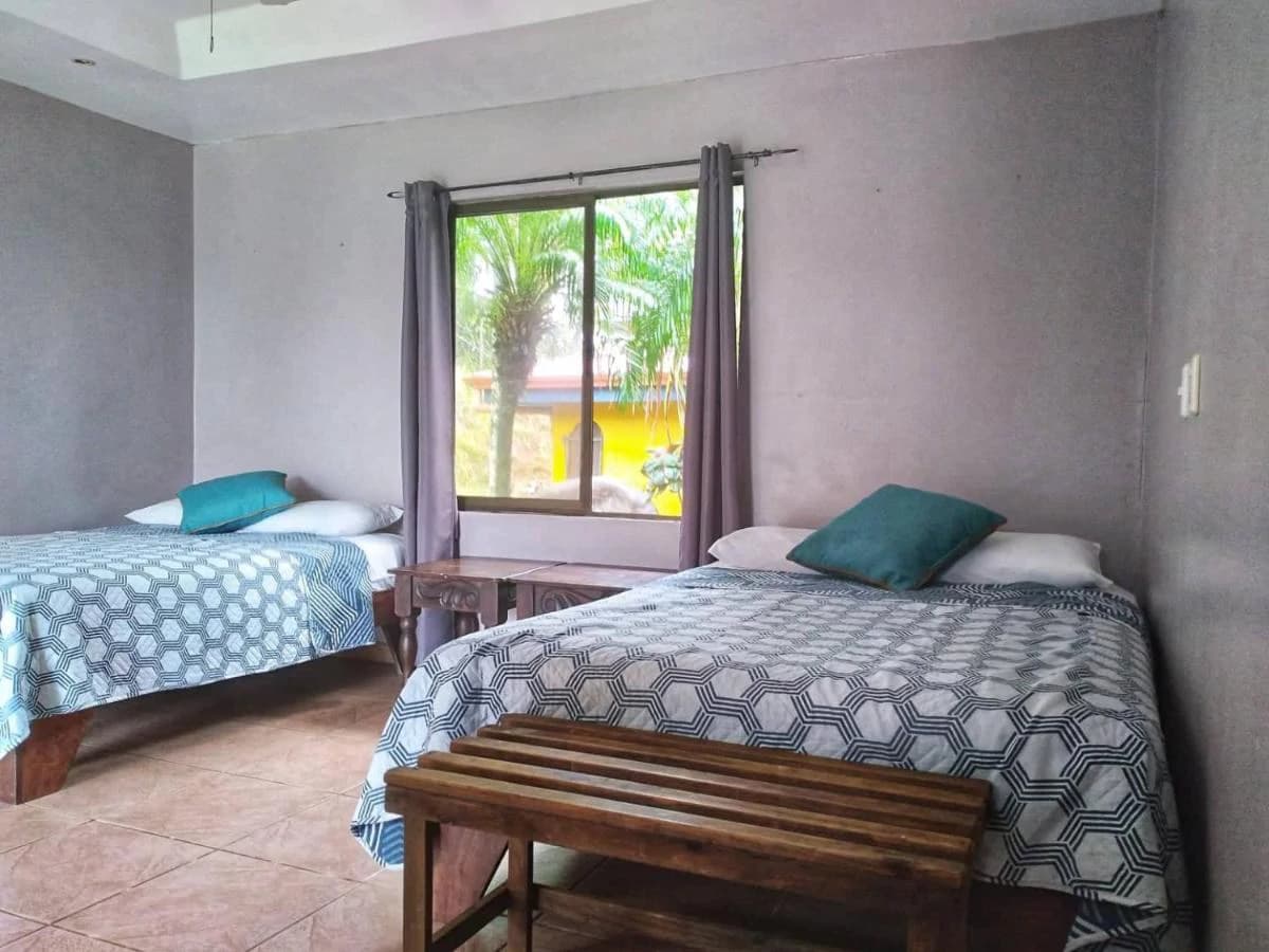 Hotel Opportunity!: HUGE PRICE DROP! Hotel & Medical Spa/Clinic in the heart of town! - photo 5