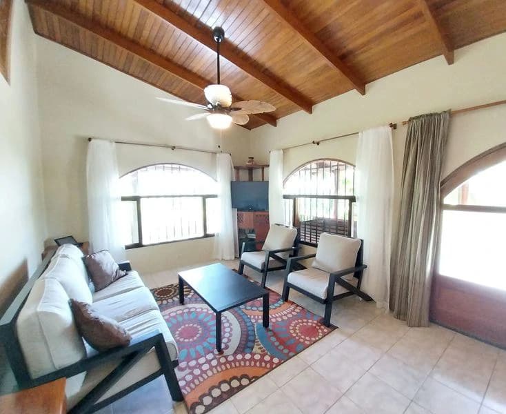 Casa Bella Montana: Charming Mountain View Home - a Slice of Paradise with Spectacular Mountain Views, New Custom Salt Water Designer Pool, and Detached 2 Car Garage with Workshop - photo 20