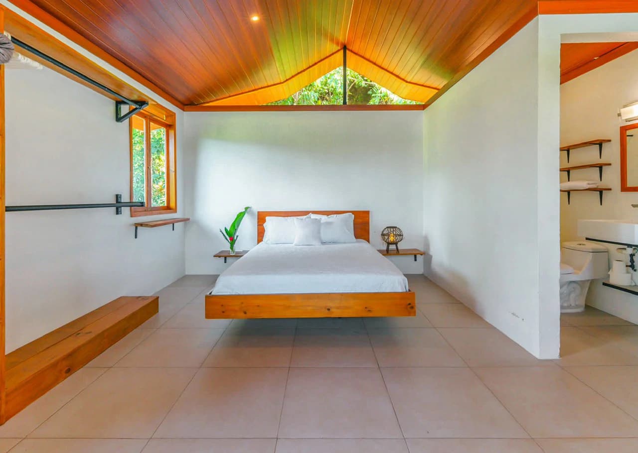 Prime Commercial Opportunity: 10-Bedroom Hotel with Endless Potential in Ojochal - photo 13