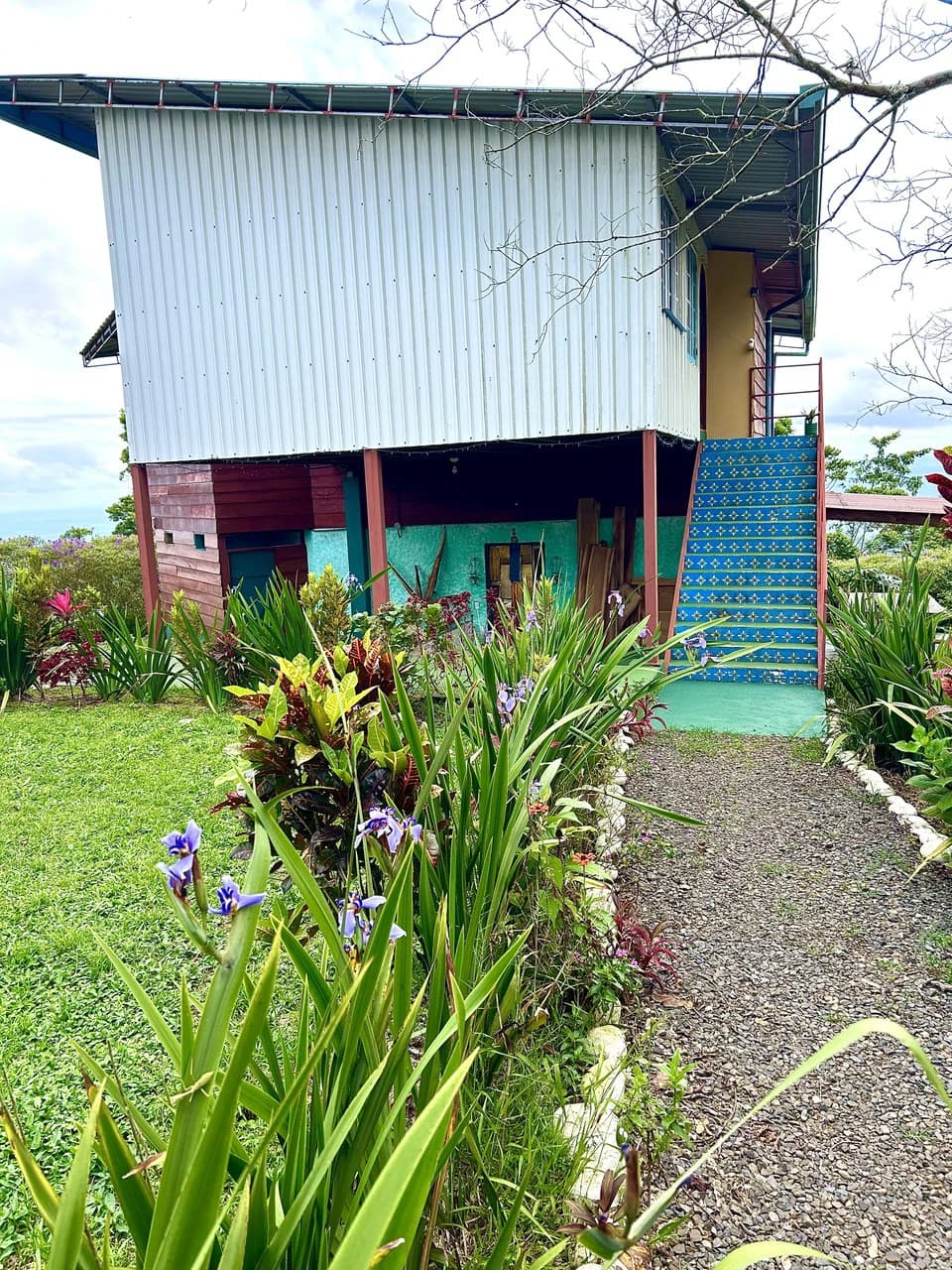 Costa Rica Ecolodge Retreat: TURNKEY COSTA RICA ECOLODGE & WELLNESS RETREAT | 28 ACRES + 5 GUEST CABINS | 45 MINUTES FROM LA FORTUNA - photo 6