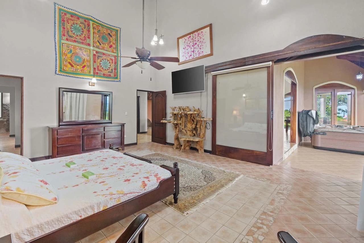 Celebrity Home with Spectacular Views: Breathtaking Mountain Estate near Tilaran and Lake Arenal - photo 15