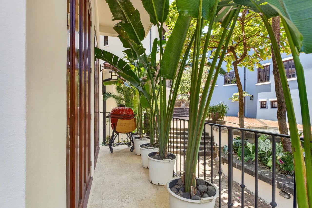 25 Paseo Del Mar: Best-Priced Beachfront Home in Las Catalinas - photo 9