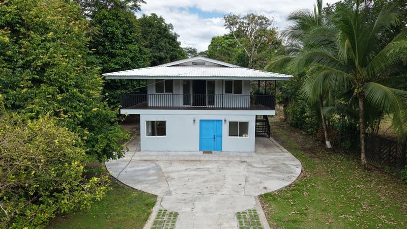 Villa del Mar, one block from the beach in Bejcuo: Fully titled half acre property with 2 level home - photo 2