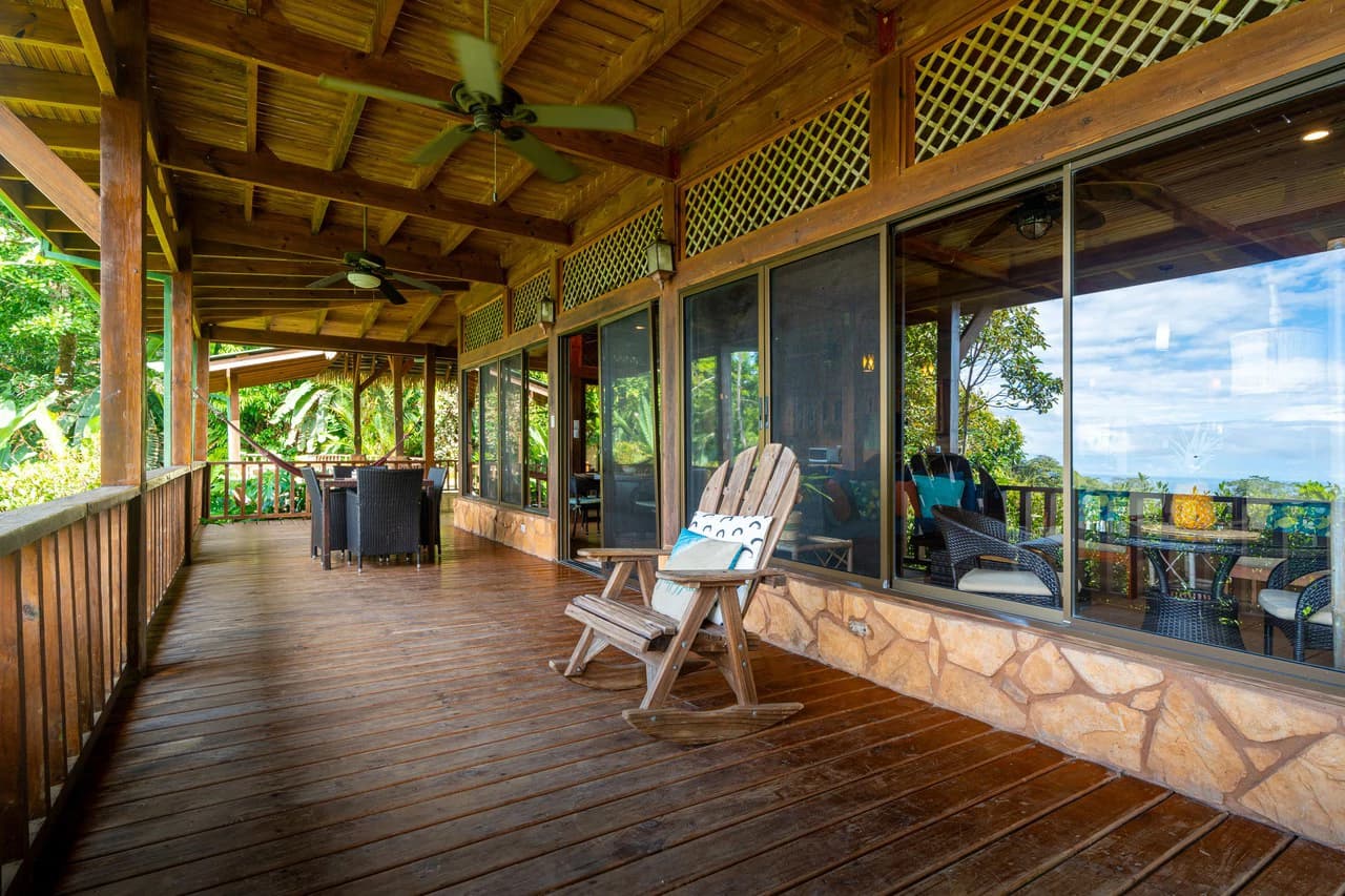 VILLA KRISTINA MARIA - 3.84 ACRES - PERLA DE BALLENA ESTATES: Mountain House For Sale in Bahía Ballena - photo 11