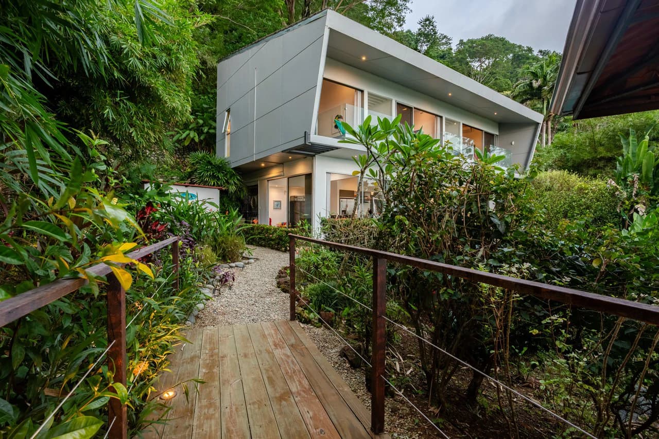Luxury Whitewater Ocean View Home in Ayacucho Dominical - photo 21