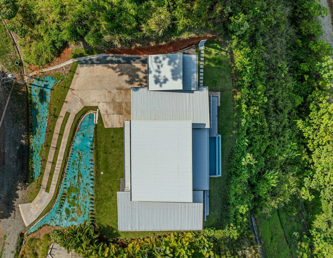 CHONTALES NEW VILLA WITH PANORAMIC OCEAN AND MOUNTAINS VIEWS: Mountain Villa For Sale in Ojochal - photo 21