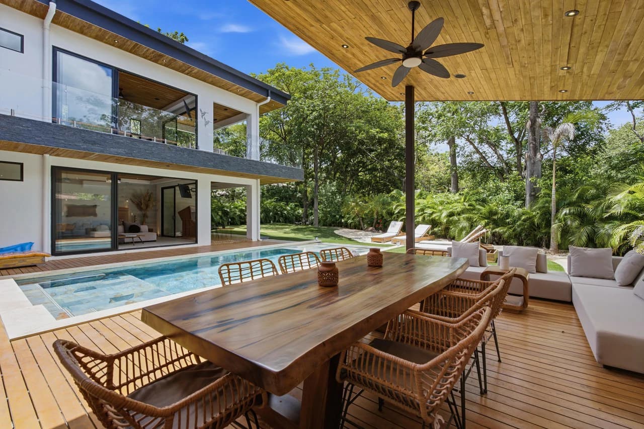 Casa La Ola Perfecta: Luxury 5-Bedroom Home with Pool, short walk to the Beach in Hacienda Pinilla - photo 35