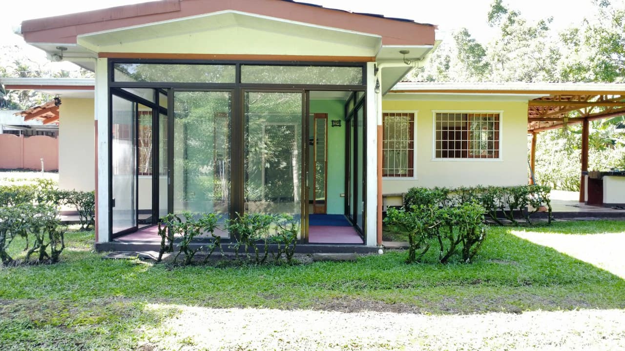 Mountain House For Sale in San Isidro del General - photo 7