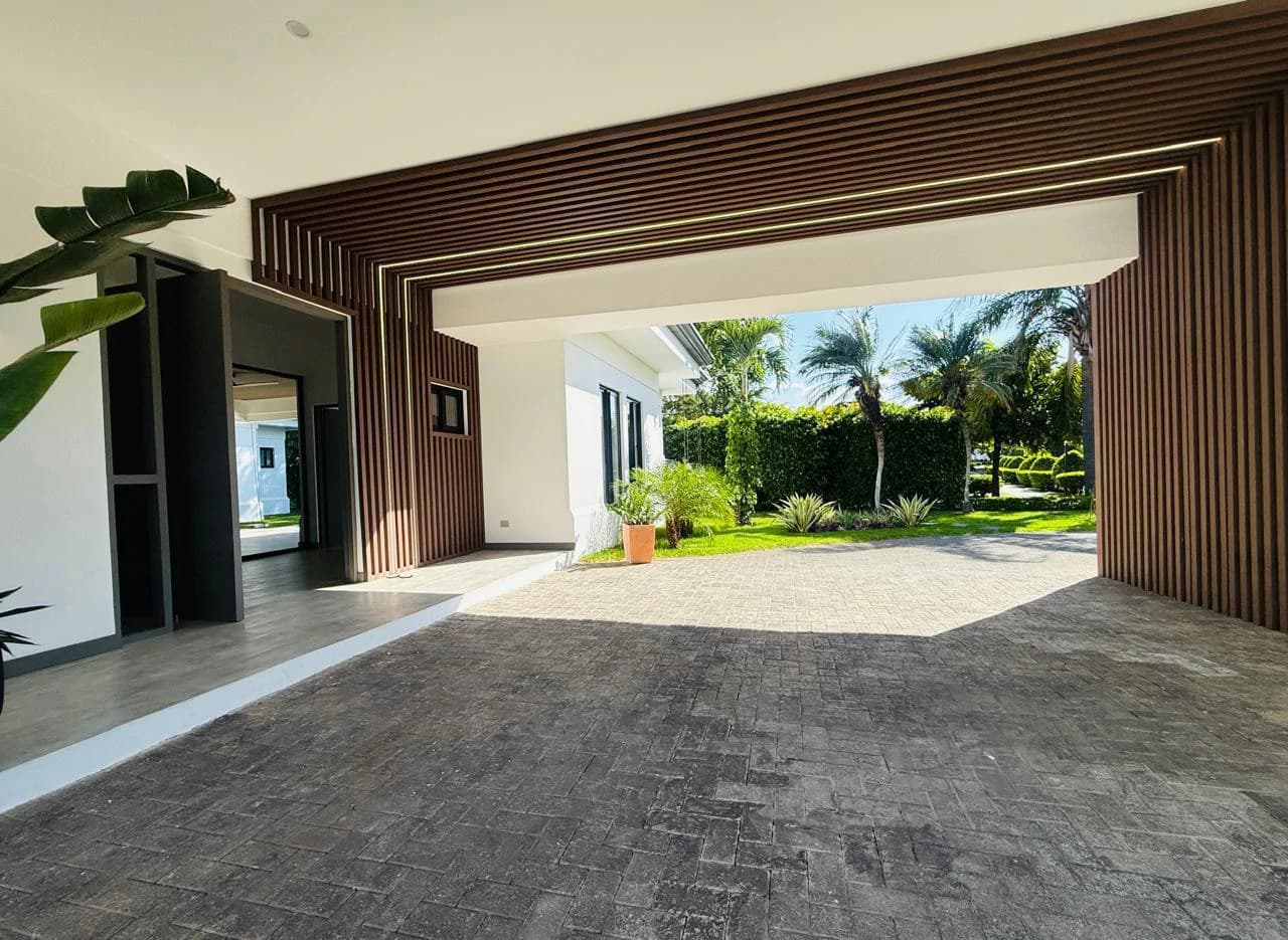 Single-Story Home for sale in Bosques de Lindora Condominium Santa Ana Costa Rica - photo 24