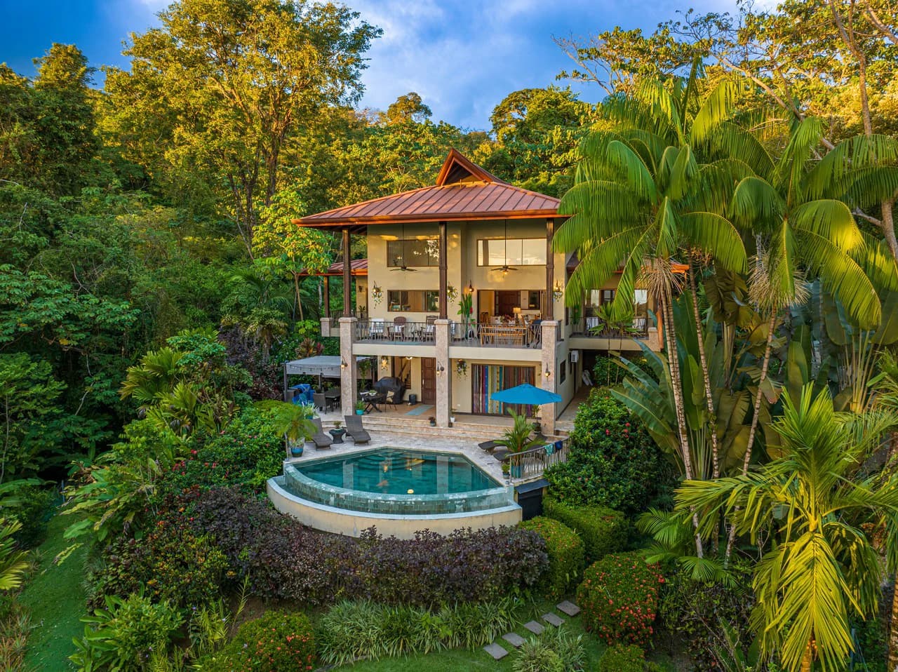 Luxurious Coastal Retreat with Ocean Views in Uvita, Costa Rica - photo 54