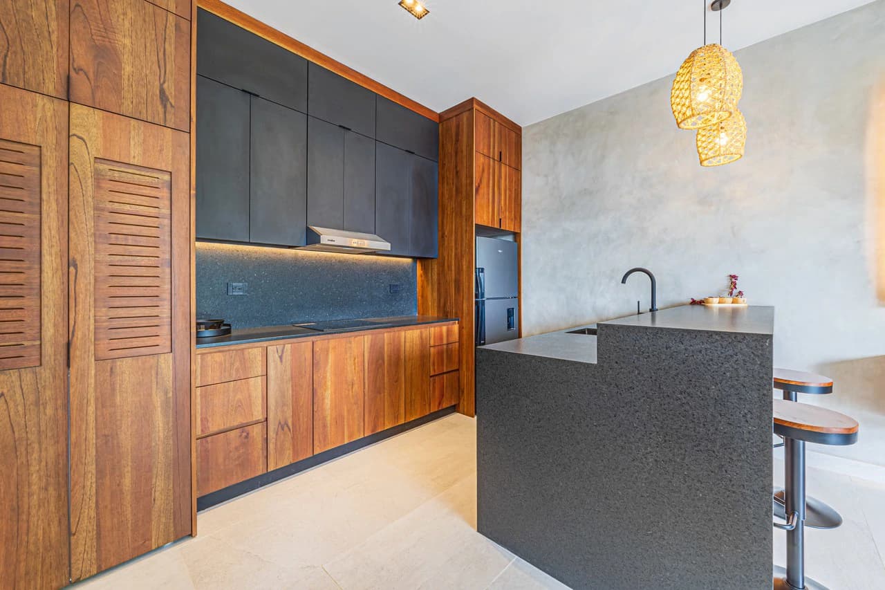 Casa Koules: Architectural 5-Bedroom Oceanview Estate in Prestigious Costa Verde Estates - photo 68