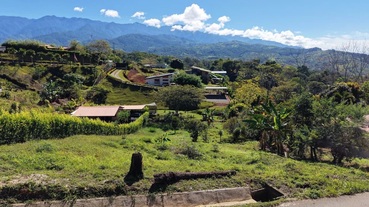 Countryside Home Construction Site For Sale in Miravalles - photo 9