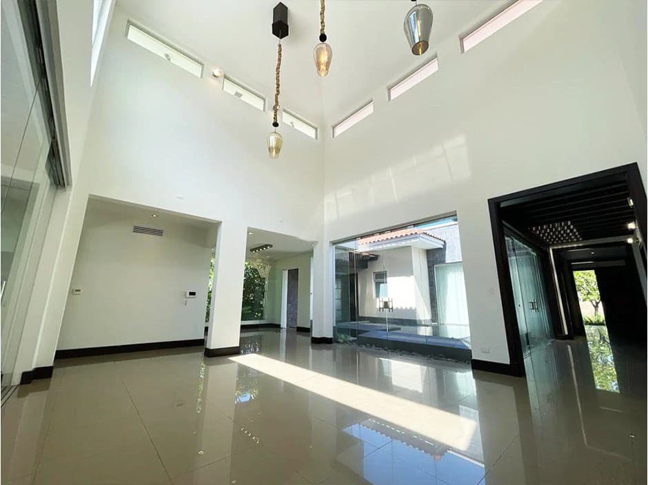 Hacienda Lindora: House For Sale in Lindora - photo 4