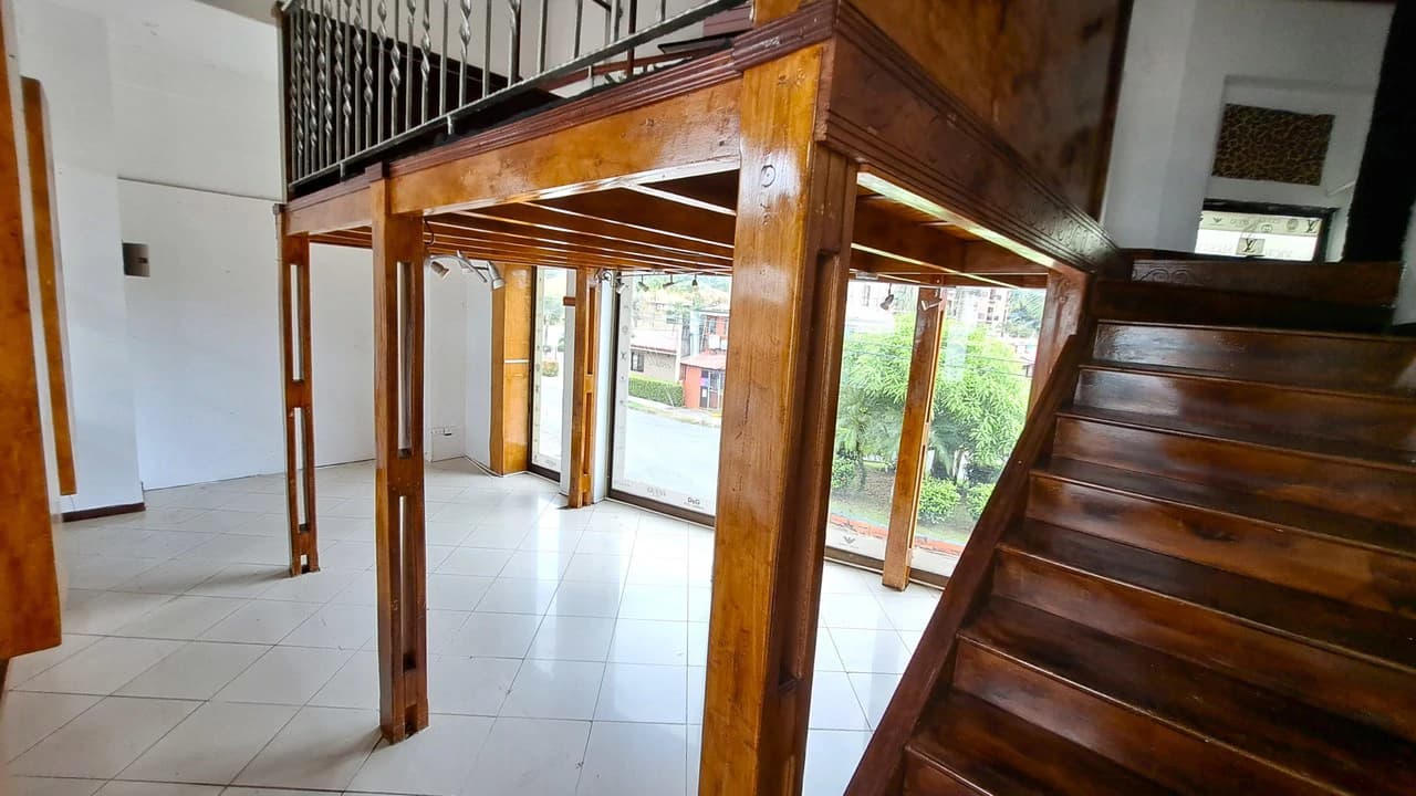 Shop Space with Loft in Jaco’s downtown Plaza Coral for Sale or Rent - photo 12