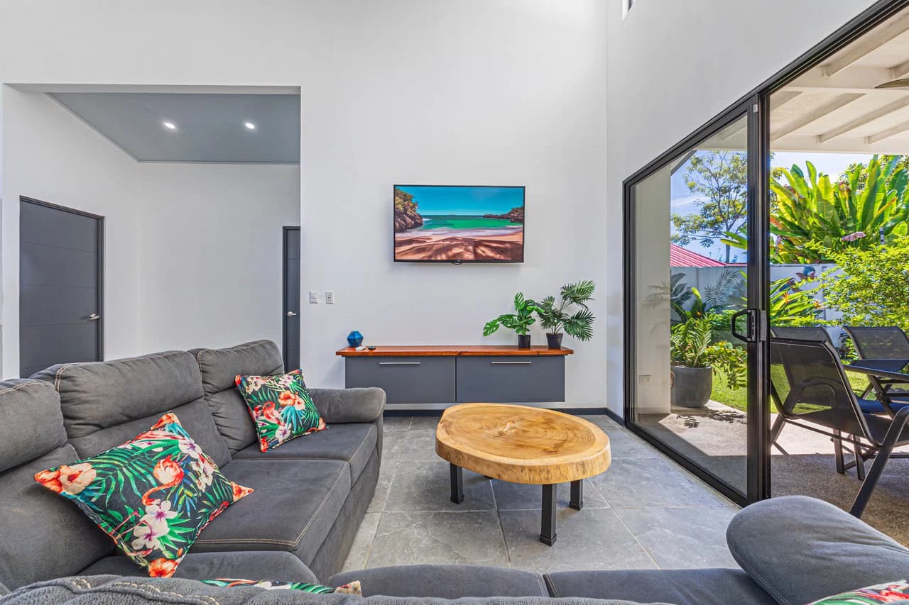 Tropical Modern Residence near Marino Ballena National Park - photo 13