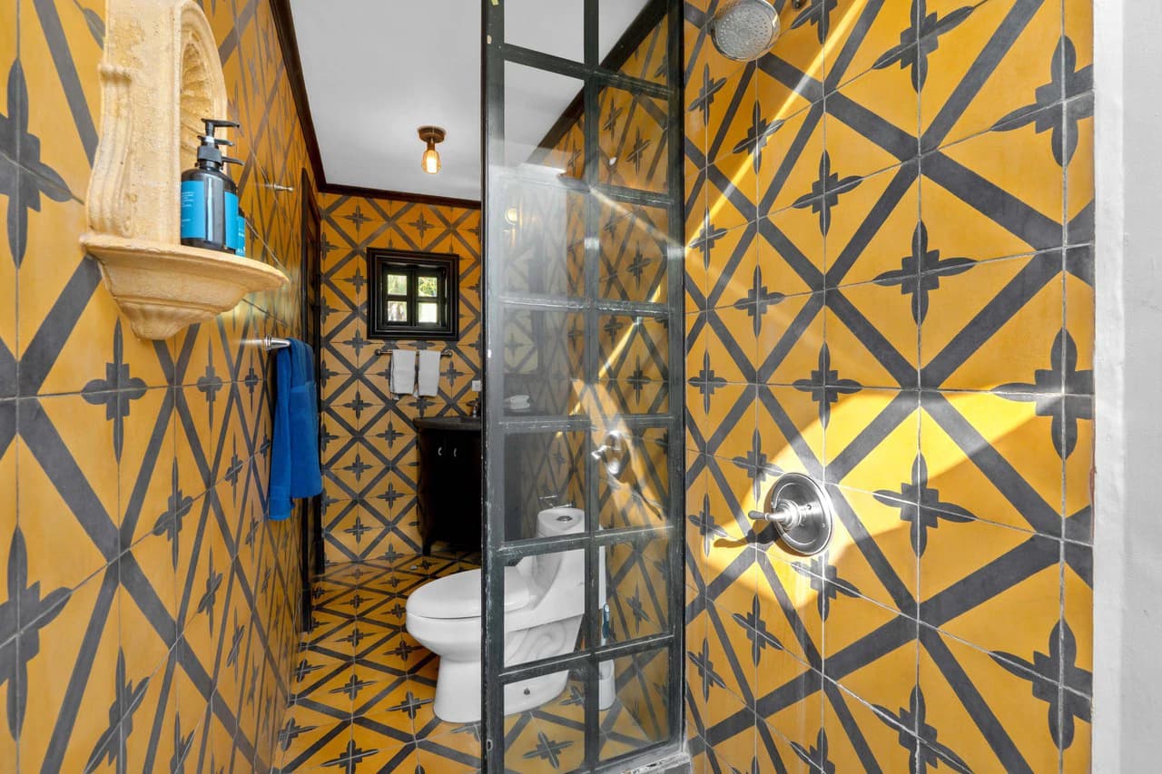 Villa Cerca del Mar 5: Beach House in Highly Coveted and Intimate Development in Tamarindo/Langosta - photo 26