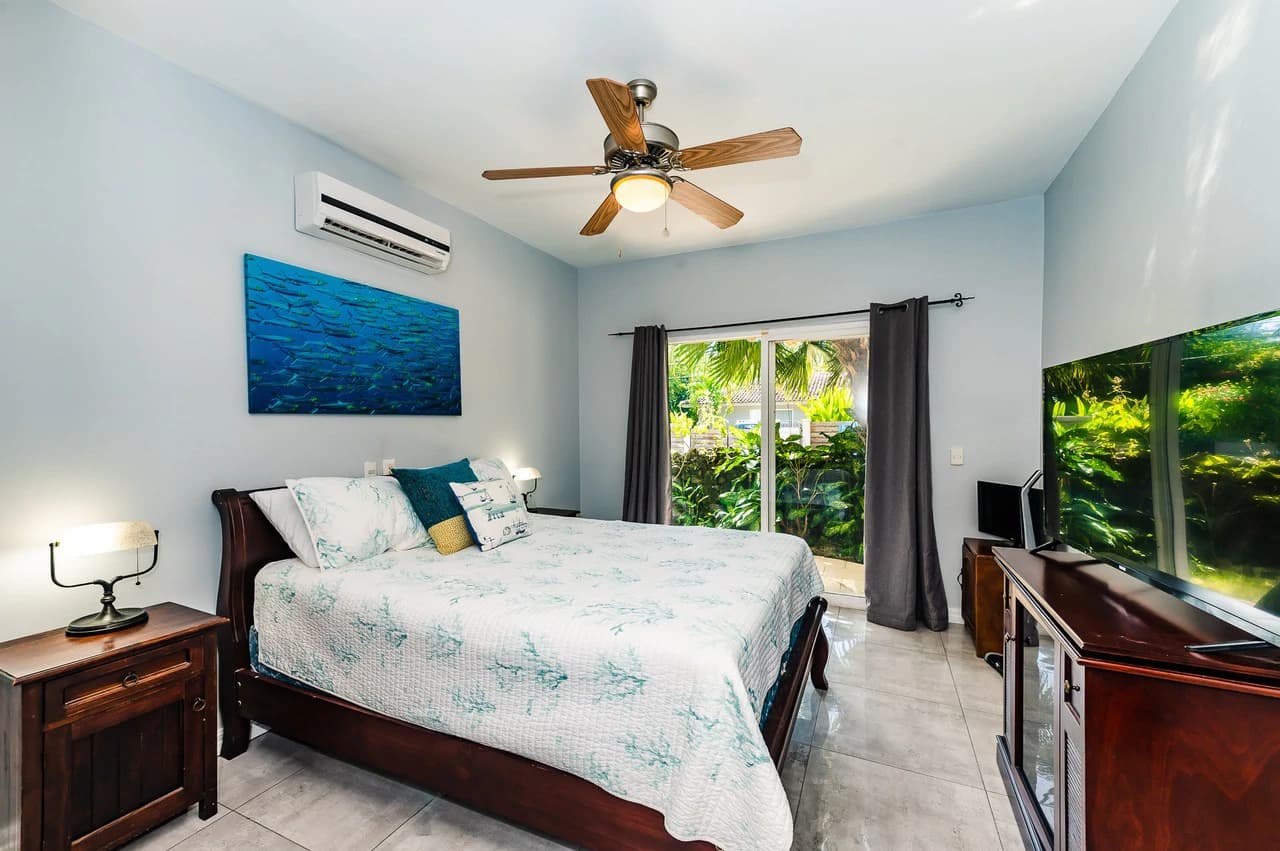 Surfside Place 6: Renovated Beachside Condo in Surfside Potrero – Prime Location with Pool & Resort-Style Amenities - photo 9