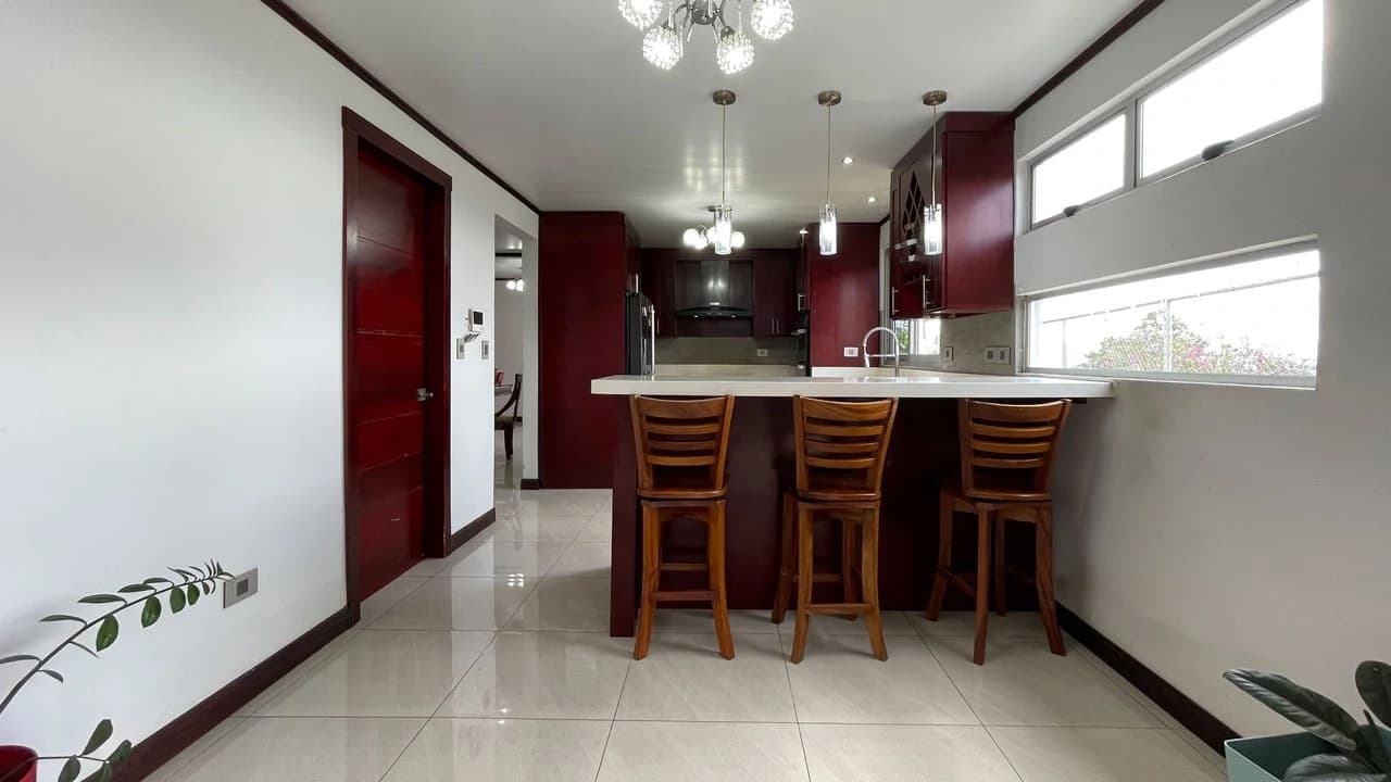 Mountain House For Sale in Grecia - photo 6