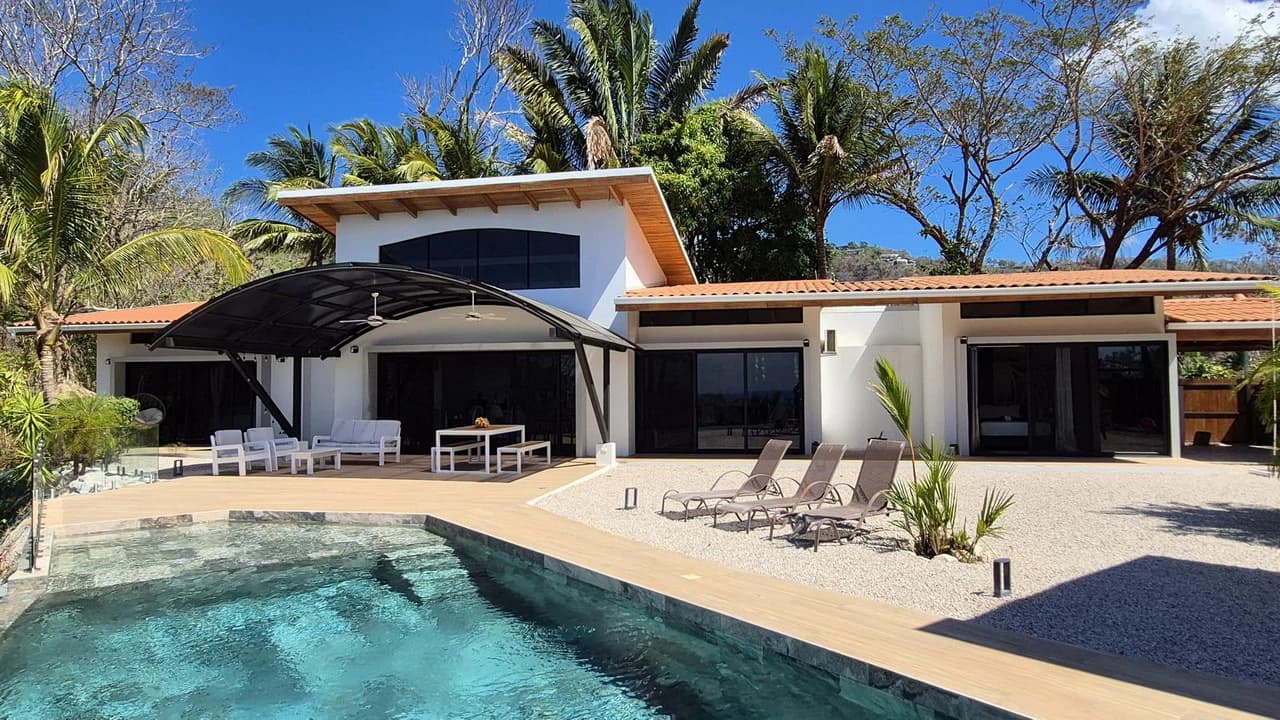 Casa Happy Eden: Elegant Ocean View Villa with Infinity Pool in Exclusive Boca del Toro – minutes from Carillo Beach - photo 2