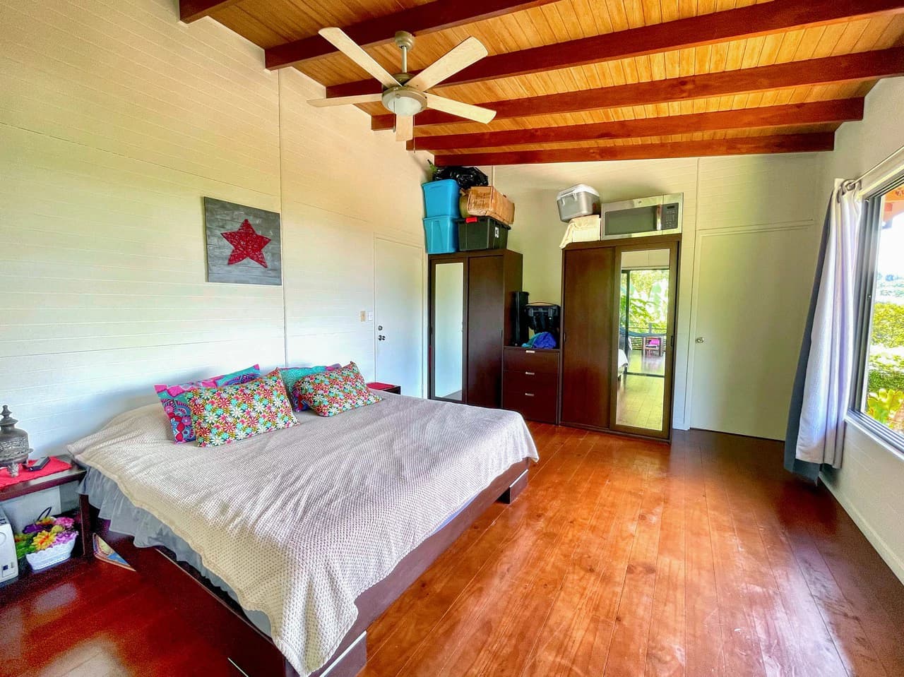 2.24 ACRES – 7 Bedrooms Ocean View Boutique Hotel With Two Pools, 5 Minutes to Uvita, Multiple Rental Options!! - photo 38