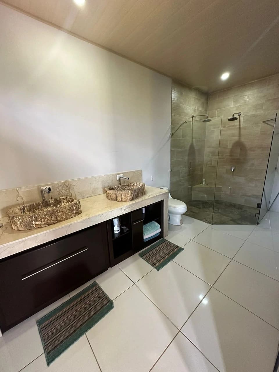 Charming 3-Bedroom Home with Valley Views Near Chirripo - photo 7