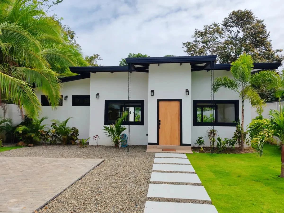 ID 1054: Playa Negra Guest House - Modern 2 Bedroom Home with Pool - photo 2