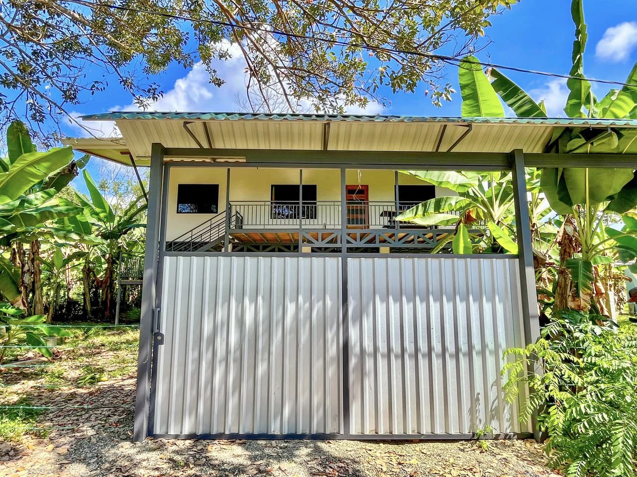 .075 ACRES – 2 Bedroom New Construction Home, Walk to the River, 5min to Playa Matapalo, 15min to Dominical!!!! - photo 26