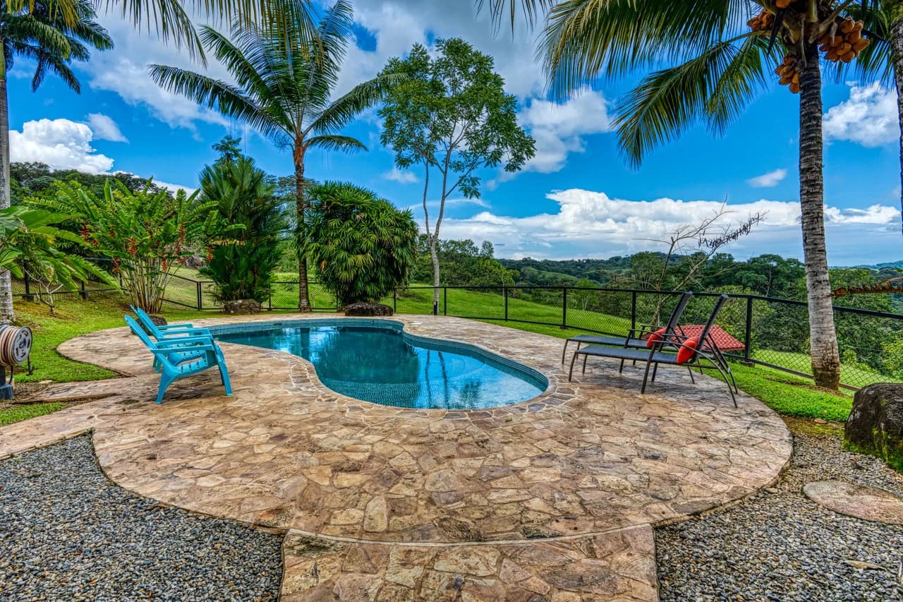 5 Bedroom Mountain Retreat Minutes from the Beach Platanillo Costa Rica - photo 31