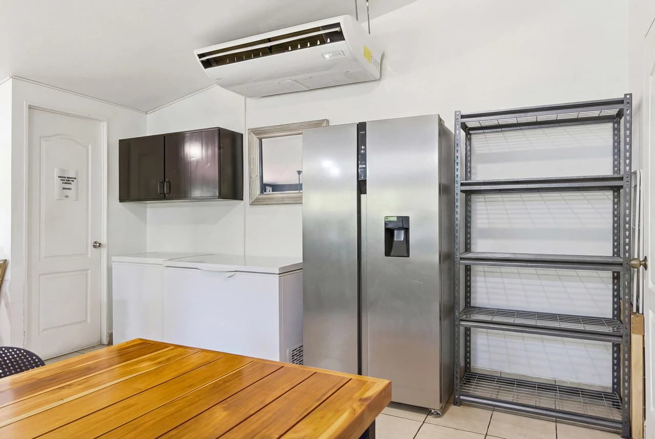 Reparito House: Turnkey Restaurant & Commercial Property for Sale - photo 14