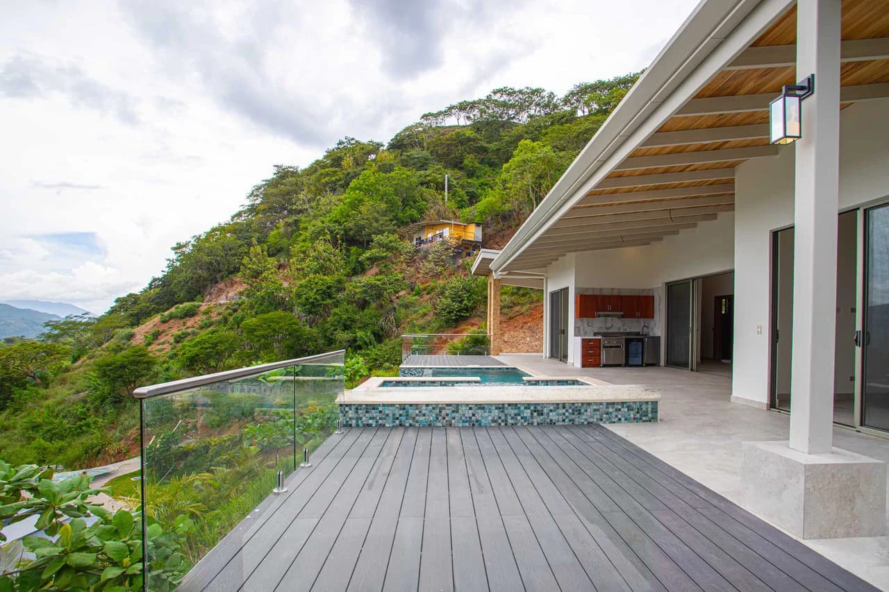 New Contemporary Home with Infinity Pool for Sale in Atenas, Costa Rica - photo 7