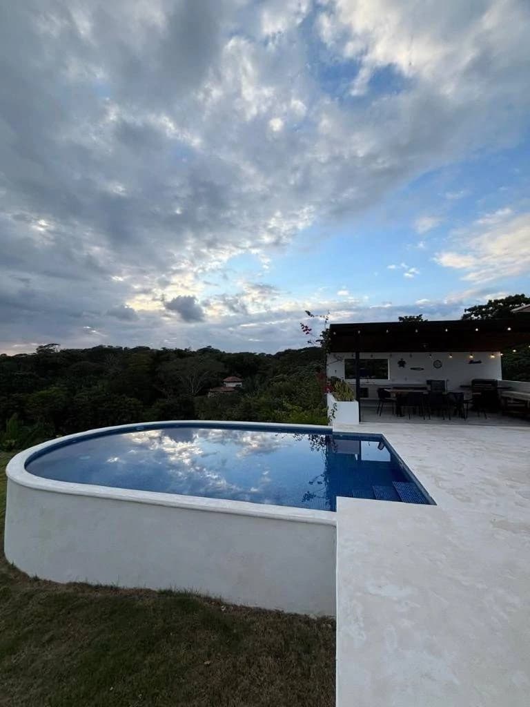 Incredible Casa Blanca in Monterrey: Pool and Huge Land Near the Beach! Financing Available - photo 15