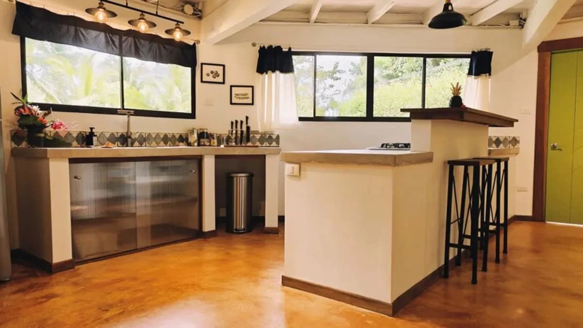 ID 947: 2 BD/2BA Renovated Home with Ocean View Near Playa Negra - photo 9