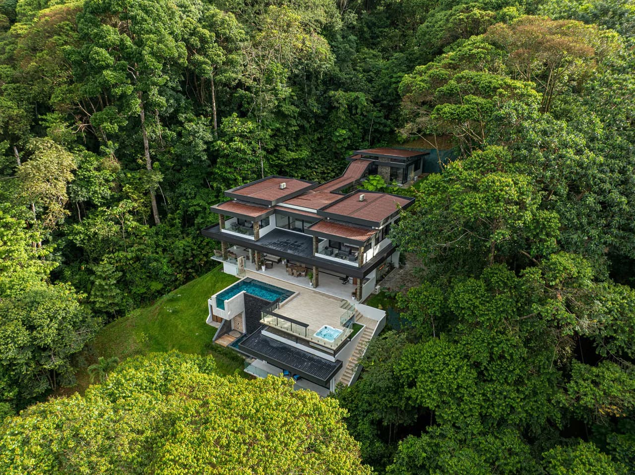 Casa Koules: Architectural 5-Bedroom Oceanview Estate in Prestigious Costa Verde Estates - photo 80