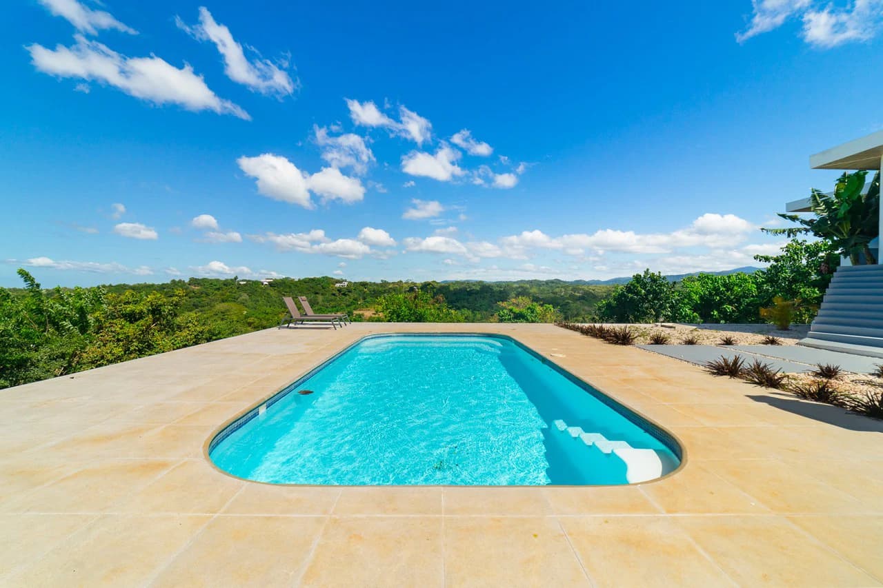 Casa Bella Vista: Brand New Hilltop Ocean View Home - photo 18