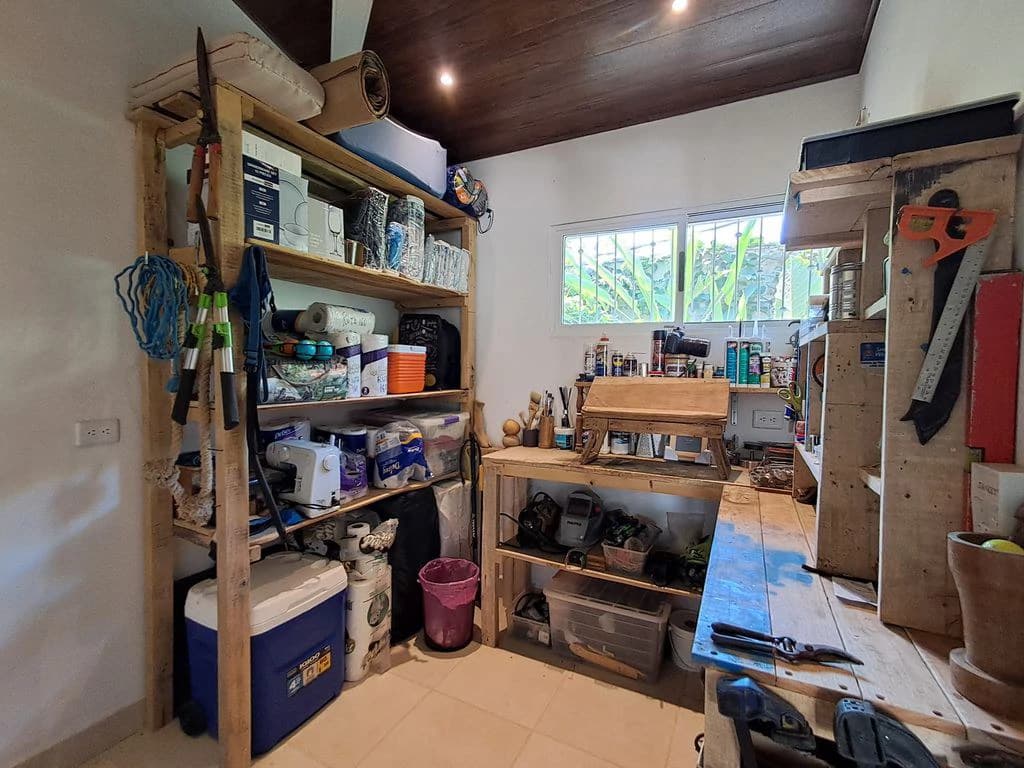 Casa de la Vida Loca: A Pura Vida Lifestyle with Income Potential - photo 18