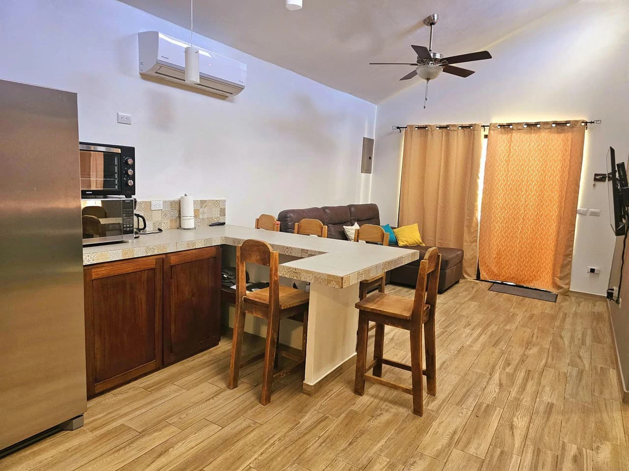 Casa León: Charming 3BR Home w Pool in Town - photo 24
